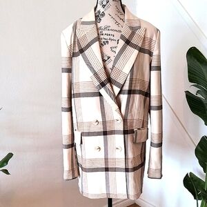 Maison d'Amélie Paris Plaid Double-Breasted Blazer. Size Medium. Great Condition